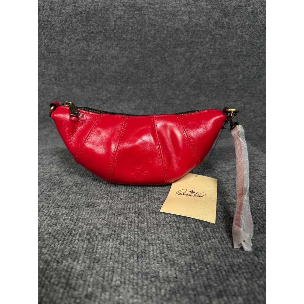 New Patricia Nash Croissant Crossbody Bag Strawberry Leather Detachable Strap